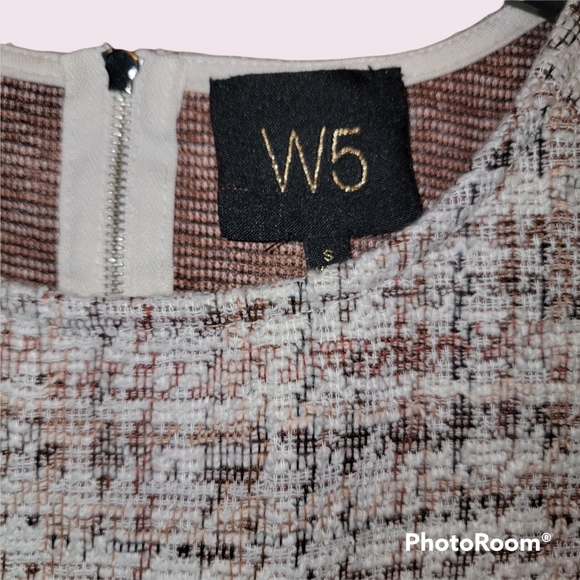 W5 Top Small - Picture 2 of 8